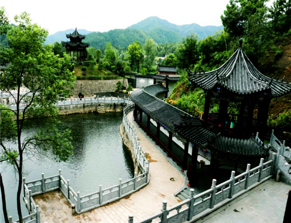 中頻爐鑄造、智能制造，創(chuàng)新驅(qū)動